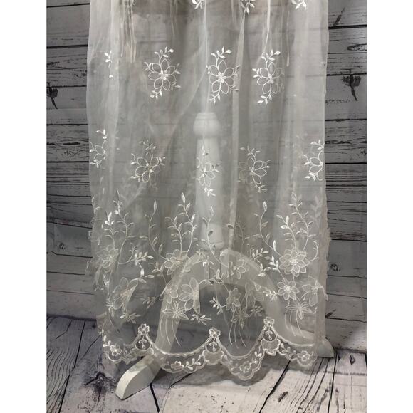 American Vintage tulle skirt embroidered 3D flowers scalloped hem size medium - Picture 12 of 12